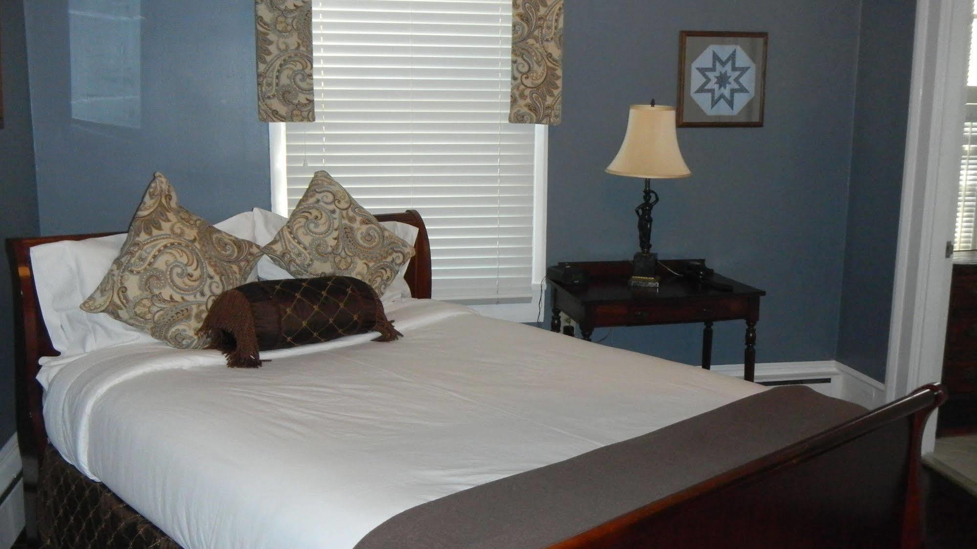 The Ashford Inn Clinton Εξωτερικό φωτογραφία